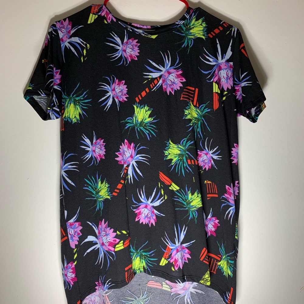LuLaRoe Gracie Top